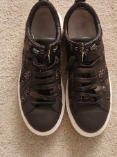 scarpe guess sneakers usato scarpe guess sneakers usato Poggio a Caiano