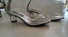 Sapatos Cinderela, "slipper de vidro", strass, transparente, 2" salto transparente, novo sem etiquetas comprar usado  Enviando para Brazil