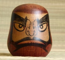 7 cm (2,8") vintage japonês. Boneca Daruma Kokeshi: assinada Hidetaro Mori 1895~1986 comprar usado  Enviando para Brazil