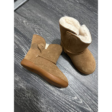 Bota bebê ugg keelan tamanho 6 , usado comprar usado  Enviando para Brazil