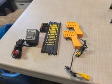 Usado, Antigo Tyco Slot Car Corrida Elétrica 9" Terminal Pista com Controladores e Pacote de Energia comprar usado  Enviando para Brazil