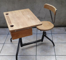 Ancien bureau écolier. d'occasion  Sevran