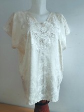Top satin broderie d'occasion  Tourcoing