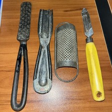 Lote de 4 raladores de mão vintage para cozinha  comprar usado Lote de 4 raladores de mão vintage para cozinha  comprar usado  Enviando para Brazil