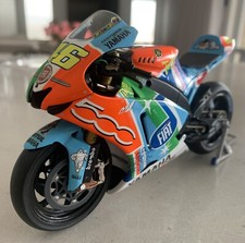 Minichamps yamaha yzr d'occasion  Expédié en Belgium