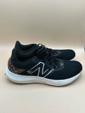 Tênis de corrida feminino New Balance Dynasoft tamanho 10 - Preto com estampa de leopardo comprar usado Tênis de corrida feminino New Balance Dynasoft tamanho 10 - Preto com estampa de leopardo comprar usado  Enviando para Brazil