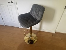 Muumblus suede swivel for sale  La Canada Flintridge