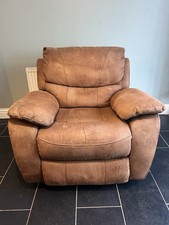Brown recliner rocking for sale Brown recliner rocking for sale  ROCHFORD