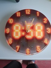 Horloge murale numérique d'occasion  Loué