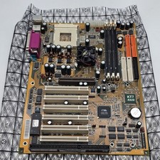 Socket scheda madre usato Socket scheda madre usato  Spedire a Italy