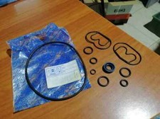 Kit serie guarnizioni usato  San Giovanni la Punta