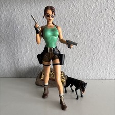 Neca lara croft gebraucht kaufen  Umkirch