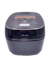 Zojirushi 5.5 cup d'occasion  Expédié en Belgium