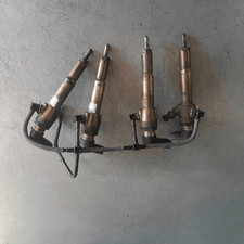 1355051 iniettore diesel usato  Italia