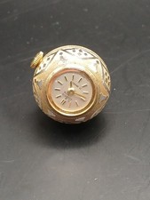 Vintage Anos 60 RARO DUBOIS 1785 Relógio Suíço Feminino Guilloche Pingente Bola FUNCIONA comprar usado Vintage Anos 60 RARO DUBOIS 1785 Relógio Suíço Feminino Guilloche Pingente Bola FUNCIONA comprar usado  Enviando para Brazil