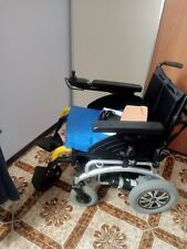Carrozzina elettrica disabili usato  Cortona