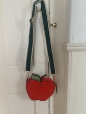 Guess kids apple for sale  PLYMOUTH