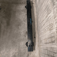 520230f010 traversa paraurti usato  Italia