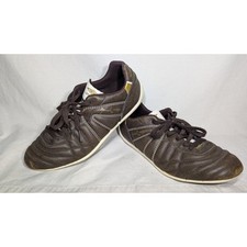 Tênis de futebol Umbro masculino especial 92 desgastado-A tamanho 10 couro marrom com cadarço comprar usado  Enviando para Brazil
