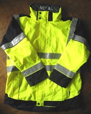 Parka veste imperméable d'occasion  Rouxmesnil-Bouteilles