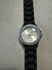 Pulseira de silicone Genebra aço inoxidável traseira resistente à água relógio falso diamante comprar usado  Enviando para Brazil