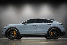 2024 porsche cayenne for sale  Naples