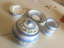Accessori bagno ceramica usato  Acireale