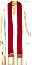 élégante étole rouge d'occasion  Saint-Brice-sous-Forêt