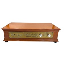 Pre amplificatore audio usato  Spedire a Italy