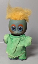vintage zielony troll Moon Goon 3,5" 1964 L.K Hem niebieskie oczy żółte włosy na sprzedaż  Wysyłka do Poland