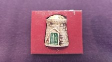 Sylvac ceramic thimble for sale  WELLINGBOROUGH