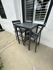 Outside table chairs for sale  Los Angeles