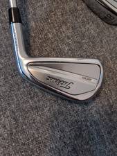 Titleist t200 irons for sale  OXTED
