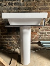 White ceramic pedestal for sale  BRIGHTON