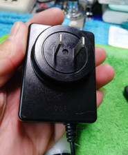 5.8v 0.7a adapter d'occasion  Expédié en Belgium