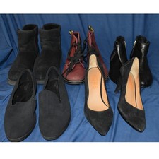 Lot pairs women for sale  Pflugerville