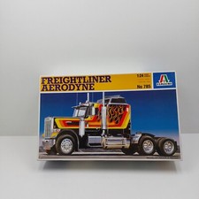Italeri 785 maquette d'occasion  Quincieux