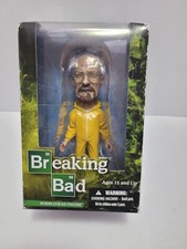 Mezco Toys Breaking Bad 6” Walter White Bobblehead Toy 2012 Novo Caixa Aberta comprar usado Mezco Toys Breaking Bad 6” Walter White Bobblehead Toy 2012 Novo Caixa Aberta comprar usado  Enviando para Brazil