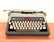 Tinta nova vintage restaurada profissionalmente para máquina de escrever Royal Futura 800 final da década de 1950 comprar usado  Enviando para Brazil
