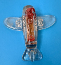 Recipiente de doces de vidro antigo exército bombardeiro com fundo de papel 4 1/4 x 4 1/8 polegadas, usado comprar usado Recipiente de doces de vidro antigo exército bombardeiro com fundo de papel 4 1/4 x 4 1/8 polegadas, usado comprar usado  Enviando para Brazil