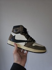 Jordan retro travis usato  Terni