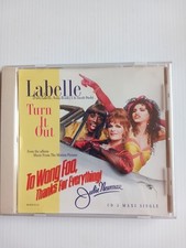 Turn out. labelle d'occasion  Mitry-Mory
