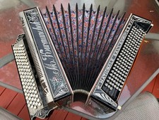 Usado, Acordeão cromático vintage da década de 1930 Nationale comprar usado Usado, Acordeão cromático vintage da década de 1930 Nationale comprar usado  Enviando para Brazil