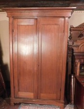 Walnut two door for sale  Stantonsburg