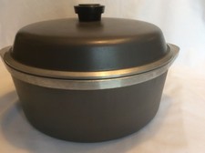 Alumínio sem marca? Forno holandês com tampa correspondente 6 qt usado G31 comprar usado  Enviando para Brazil
