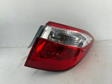 Fabricante de equipamento original | 2014 - 2016 Toyota Corolla lanterna traseira externa halógena (direita/passageiro) comprar usado  Enviando para Brazil