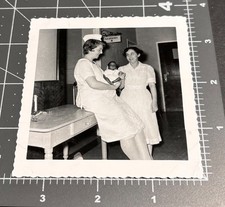 1950s white women d'occasion  Expédié en Belgium