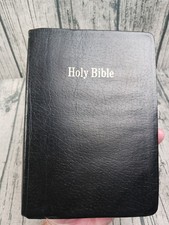 Holy bible revised for sale Holy bible revised for sale  Livonia