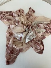 Foulard carré soie d'occasion  Le Péage-de-Roussillon