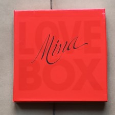 Mina love box usato  Milano